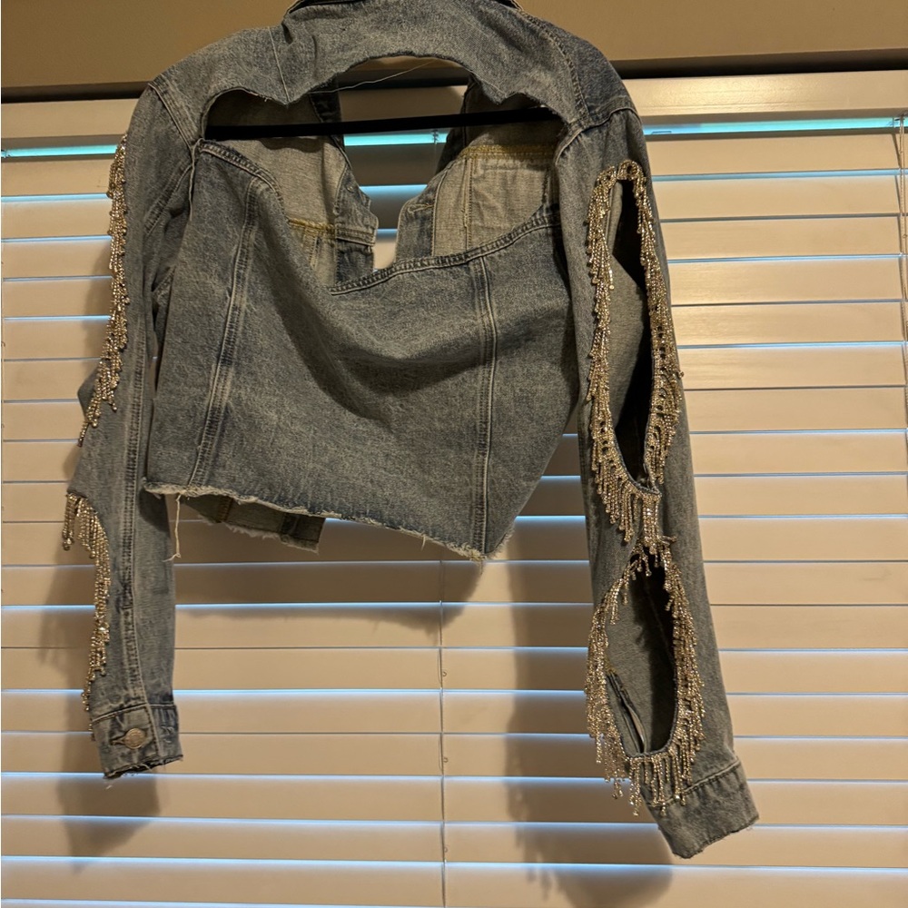 New never worn, tags removed